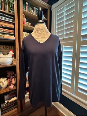 Lands' End Women's Long Sleeve V-Neck Top - Navy Blue